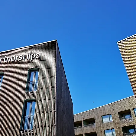 Lägenhetshotell Lipa Krásná Lípa