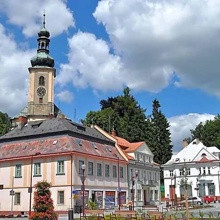 Lipa Apart Otel Krásná Lípa
