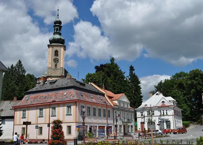 Lägenhetshotell Lipa Krásná Lípa