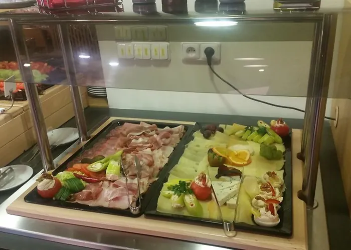 Lipa Lägenhetshotell 4*